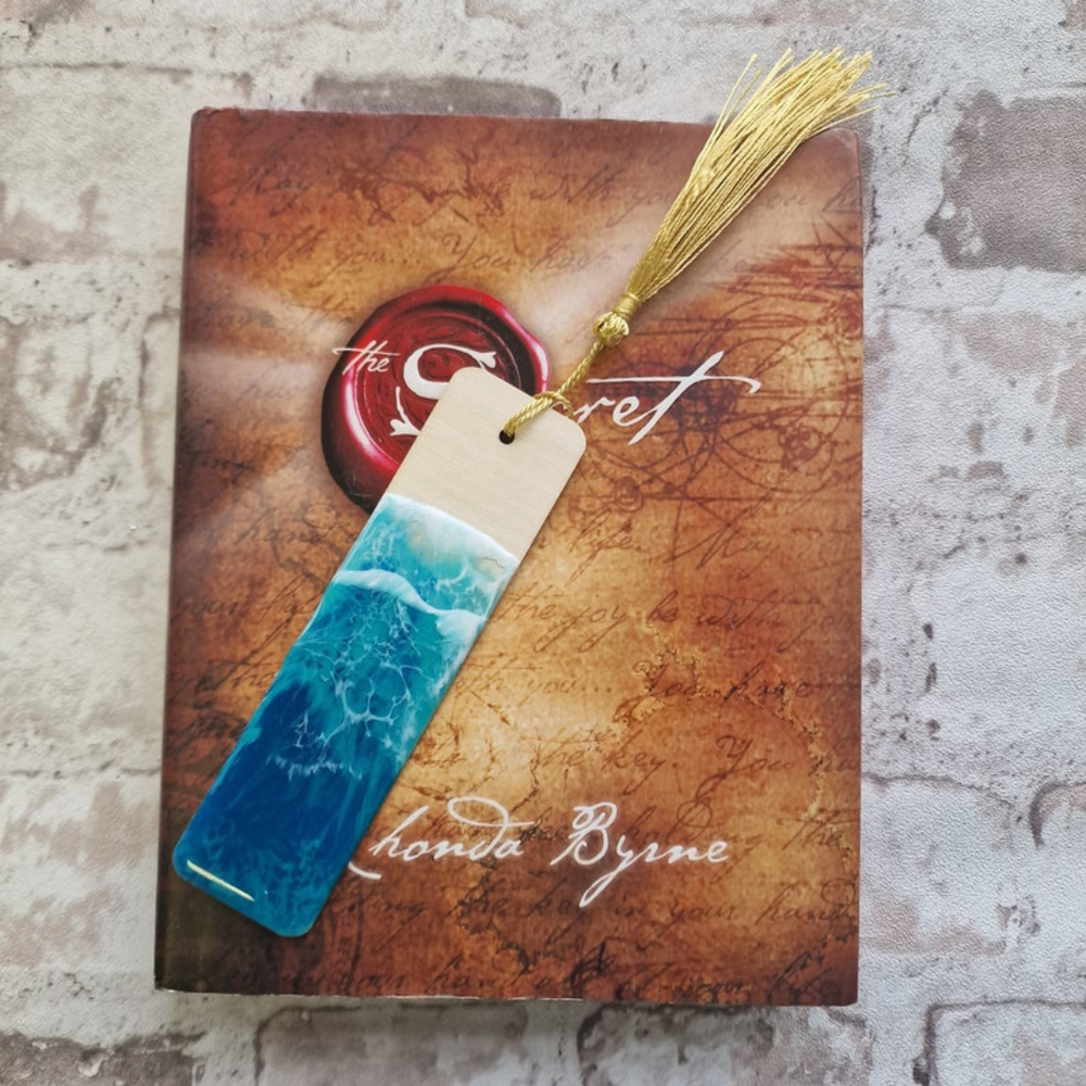 Ocean Breeze Epoxy Bookmark