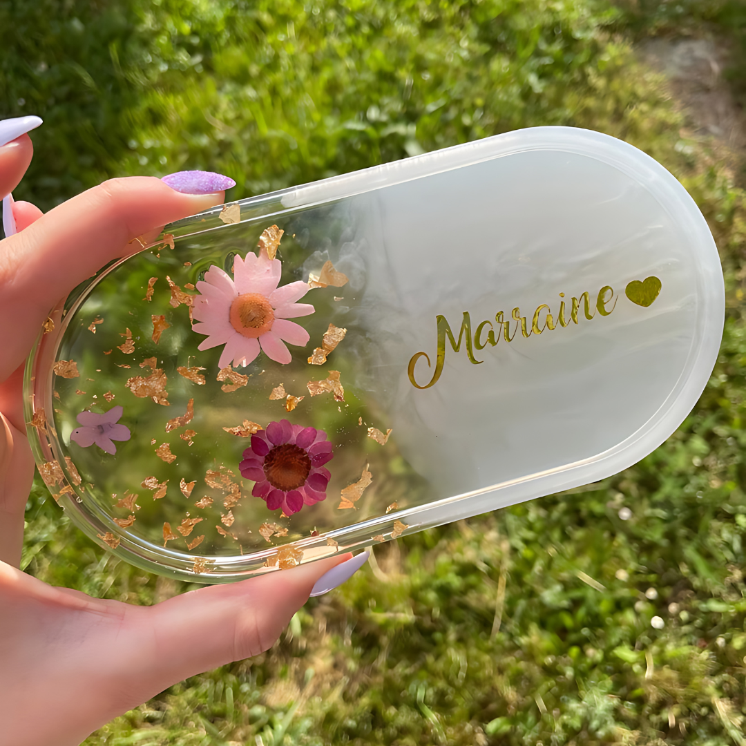 Pressed Flowers Epoxy Jewelry Tray