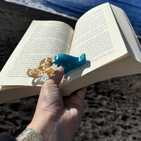 Golden Glitter Epoxy Page Holder thumbnail