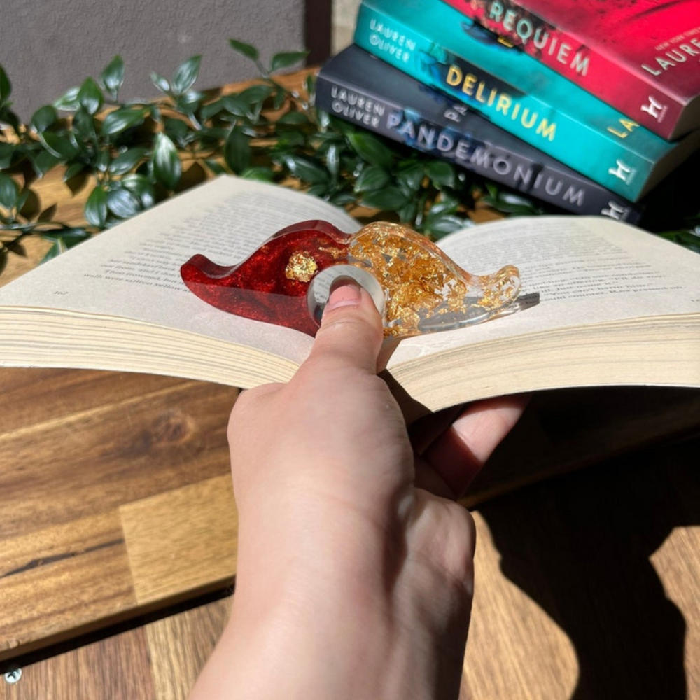 Golden Glitter Epoxy Page Holder