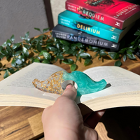 Golden Glitter Epoxy Page Holder thumbnail