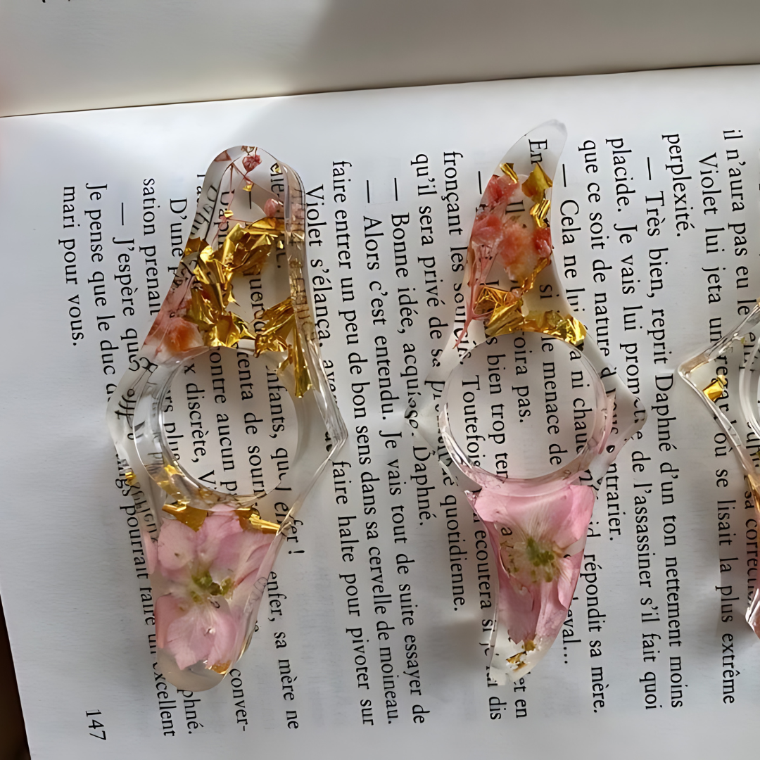 Floral Harmony Epoxy Page Holder