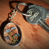 Real forget-me-nots Epoxy Keyrings thumbnail