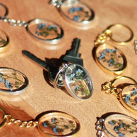 Real forget-me-nots Epoxy Keyrings thumbnail