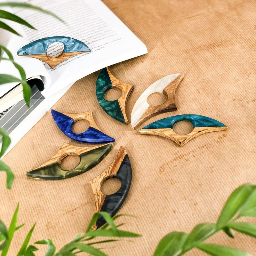 Wooden Oak Epoxy Page Holder