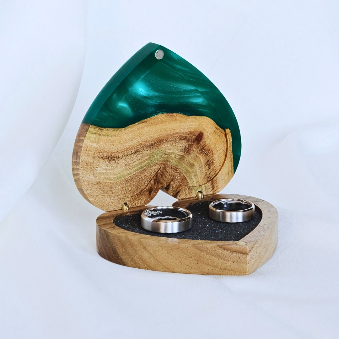 Twin Heart Epoxy Ring Box