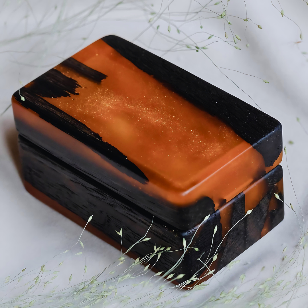 Burnt Oak Orange Resin Ring box