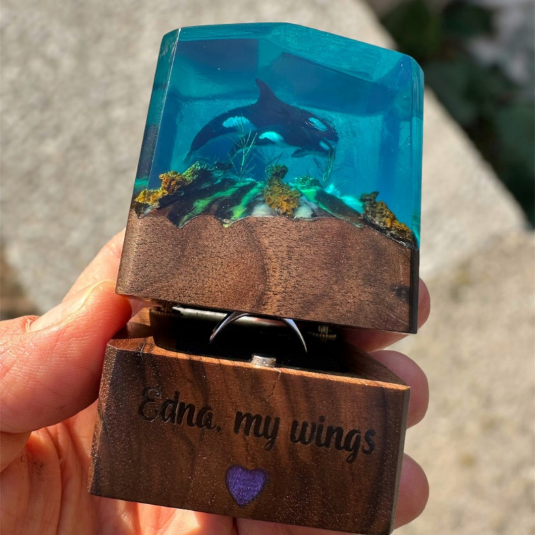 Dolphin Couple Epoxy Ring Box