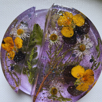 Floral-Themed Resin Phone Stand thumbnail