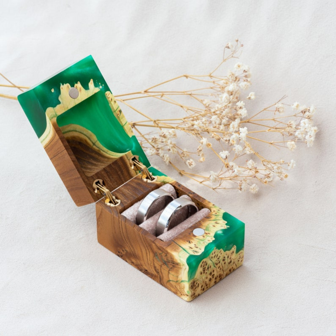 ORION - Resin & Wood Ring Box (Copy)