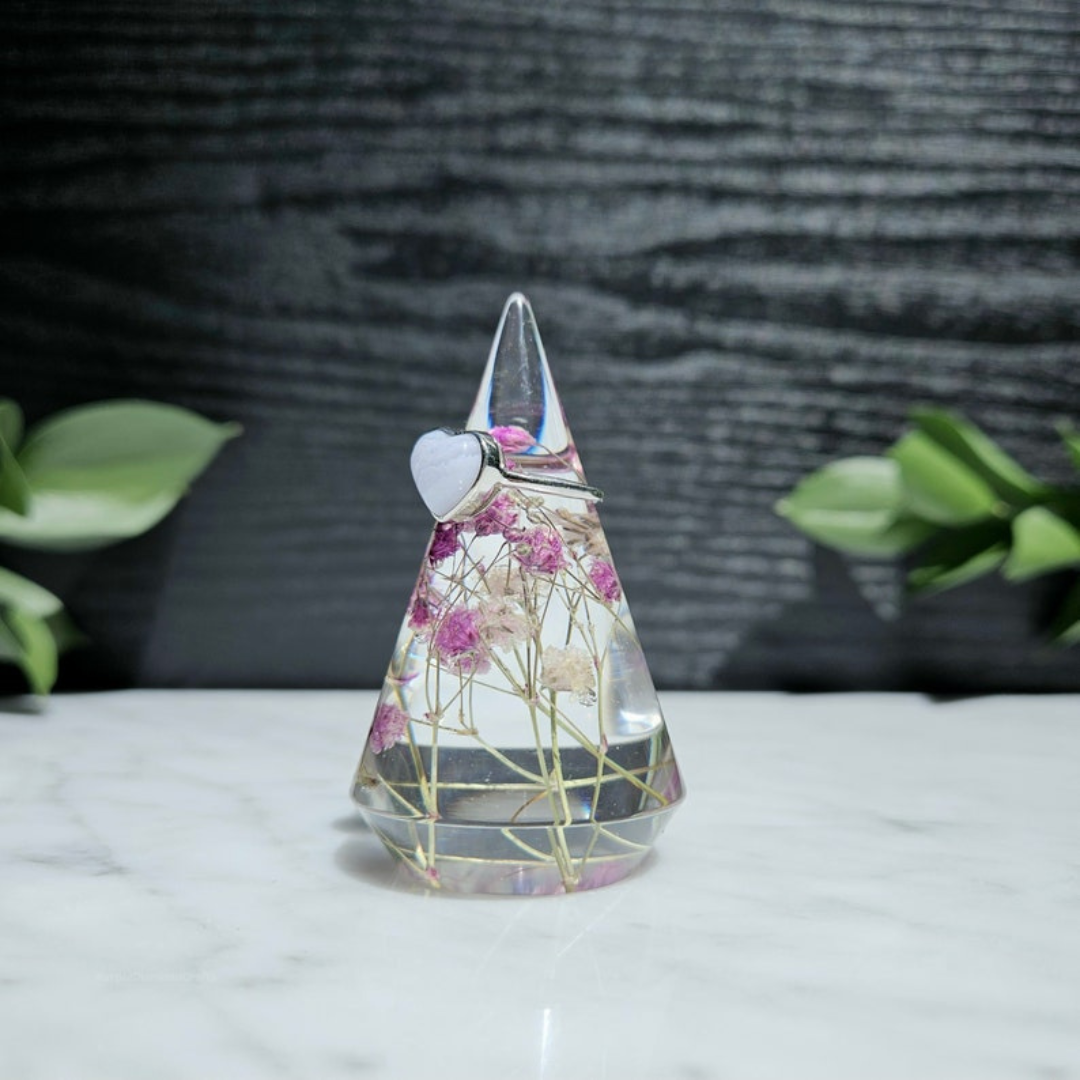 Small Flower Transparent Resin Ring Holder