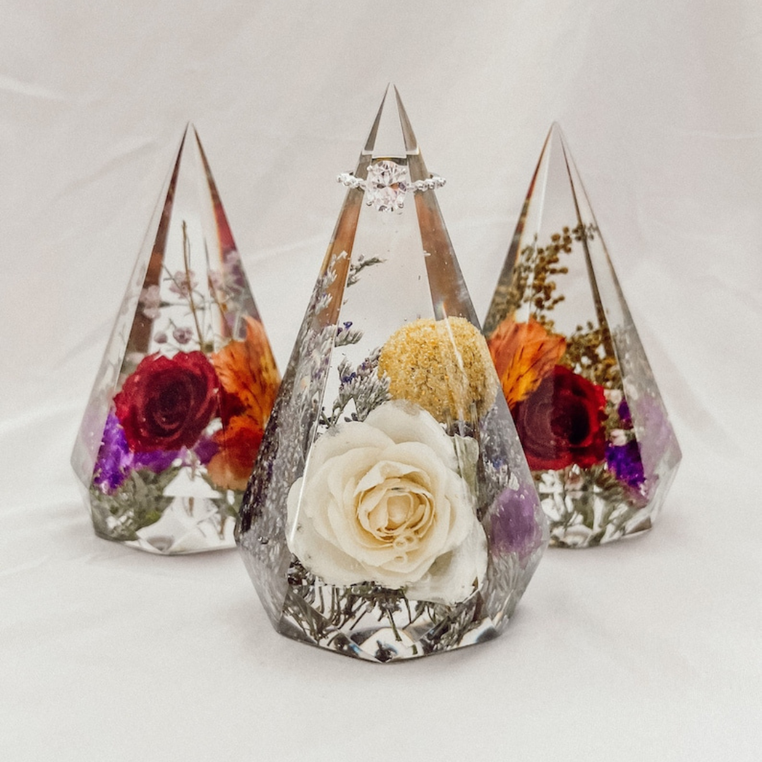 Vintage Resin Ring Holder