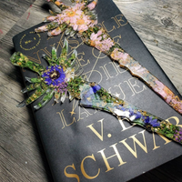 Daisy Decorative Resin Dagger thumbnail