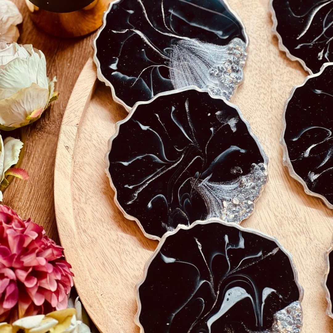 Resin coasters in brown with gold