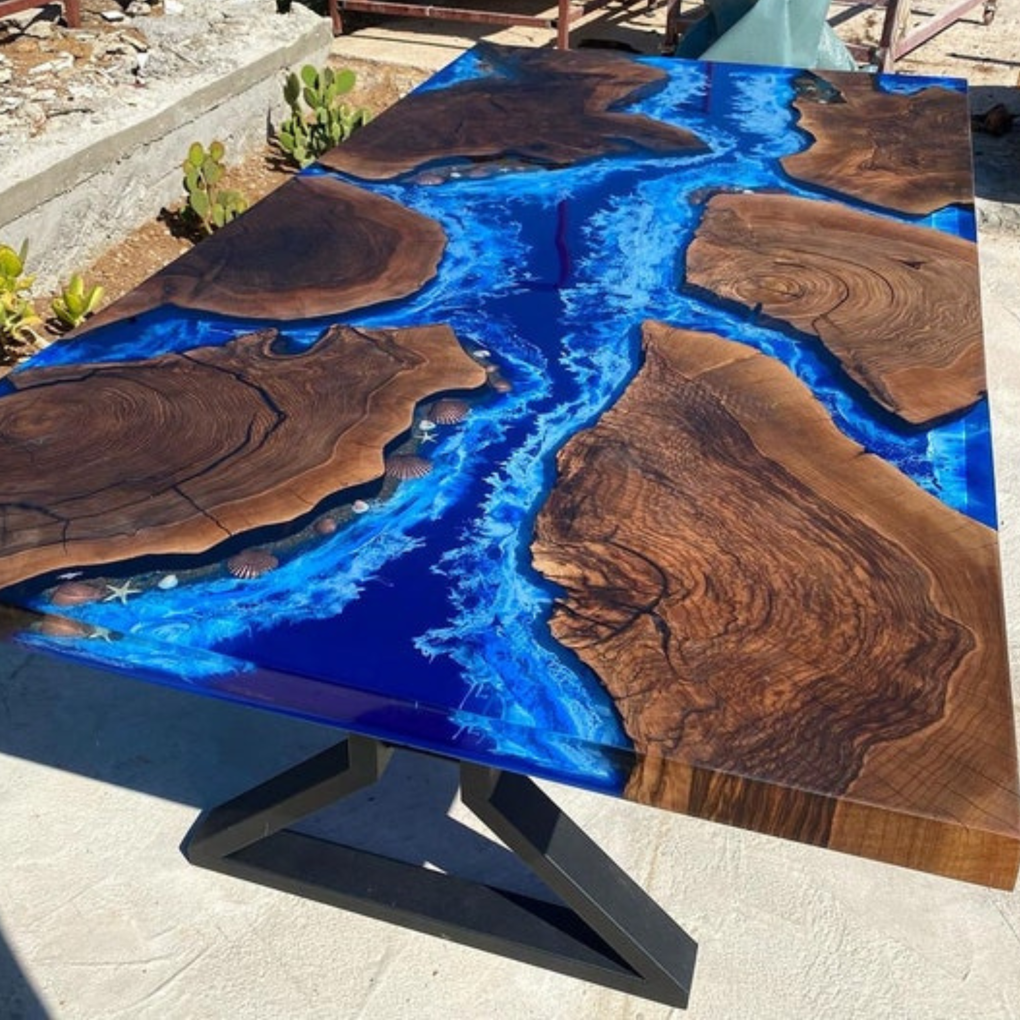 Dark Walnut Wood Ocean Table