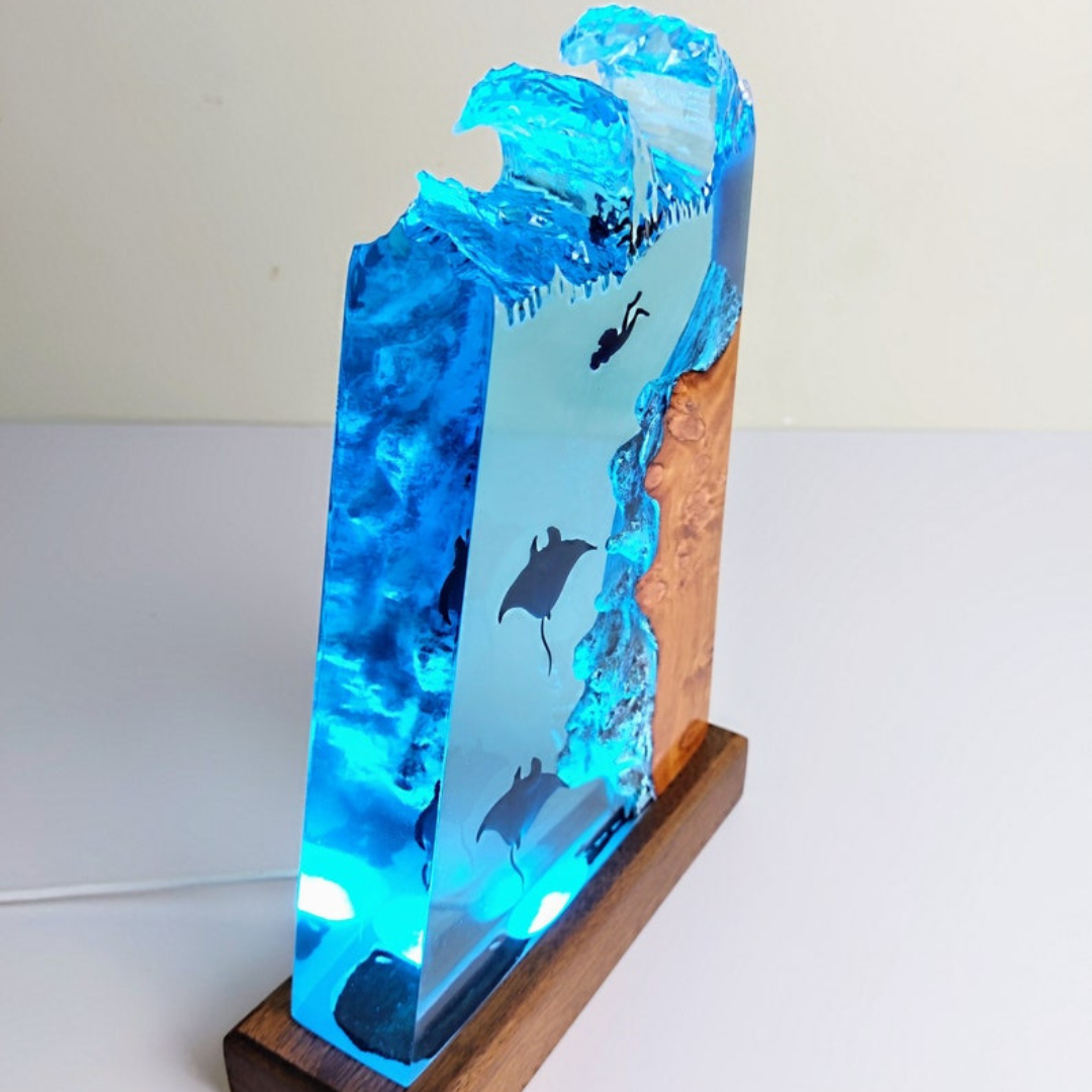 Manta Ray And Divers Resin Art Lamp