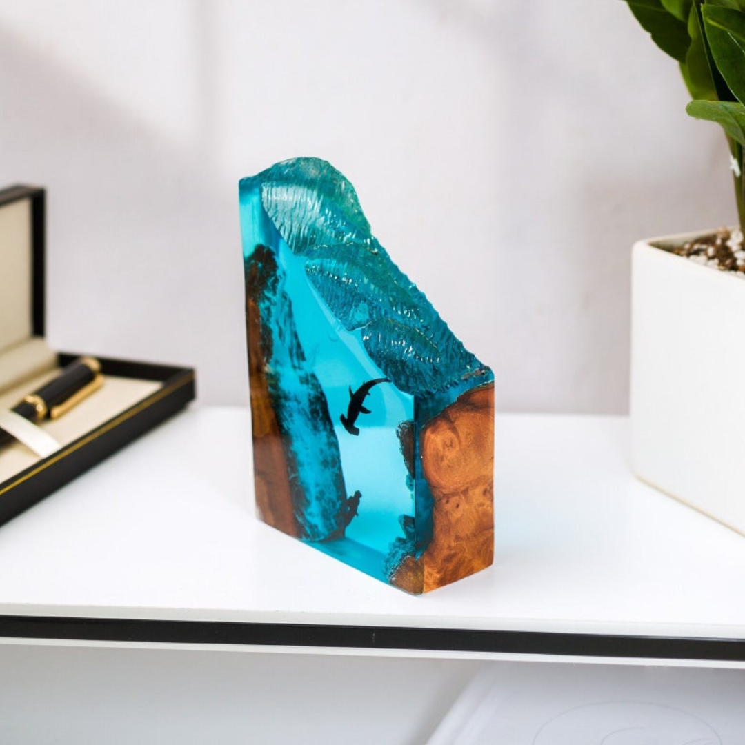 Transparent Resin Hammerhead Epoxy Lamp