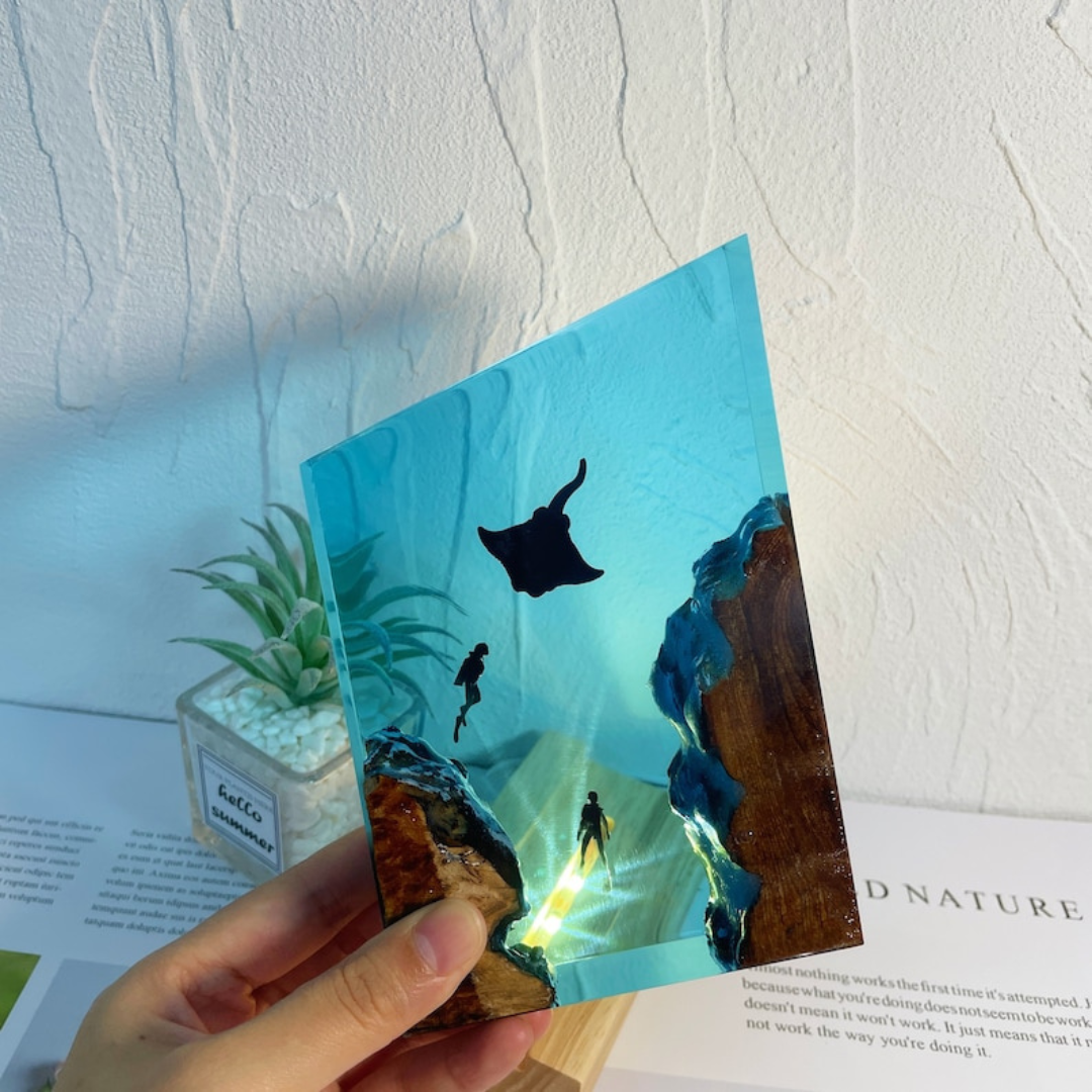Manta Rays Couple Divers Epoxy Night light