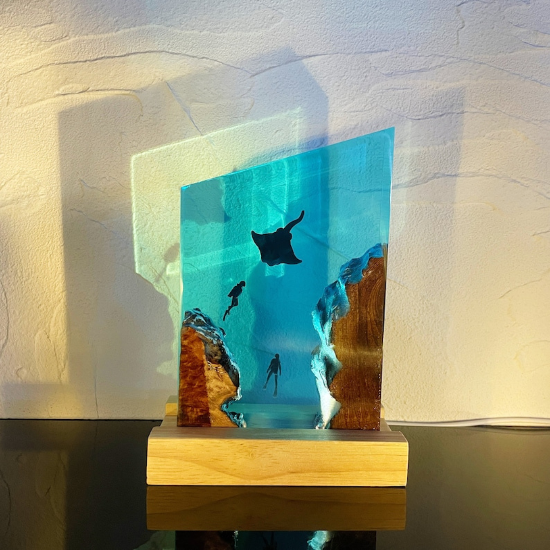 Manta Rays Couple Divers Epoxy Night light