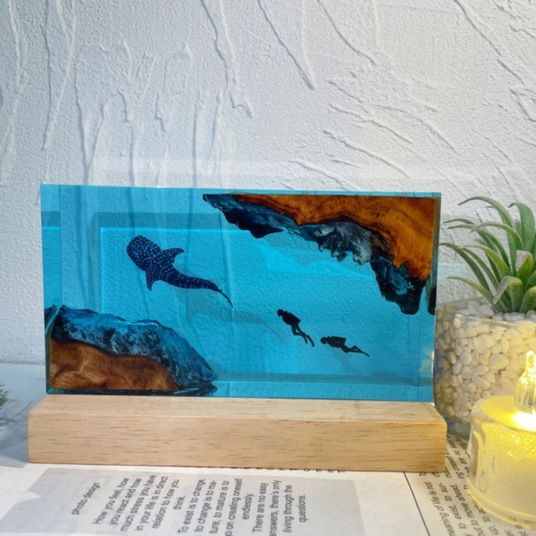 Big Whale And Couple Diver Epoxy Lamp
