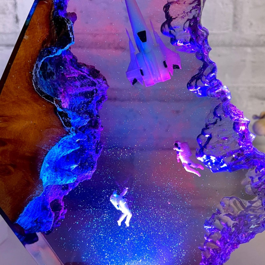 Resin Galaxy Astronaut Lamp