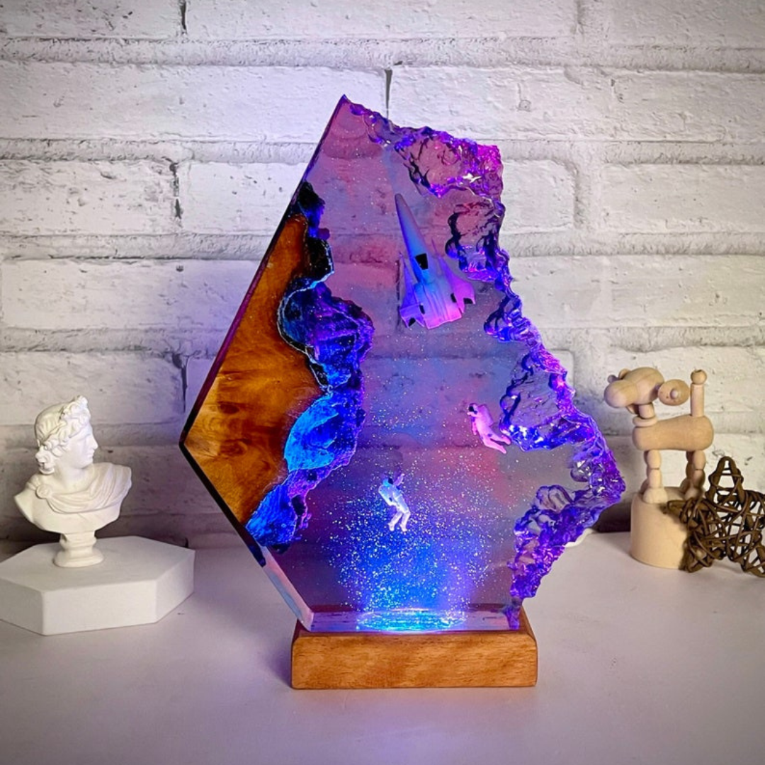 Resin Galaxy Astronaut Lamp