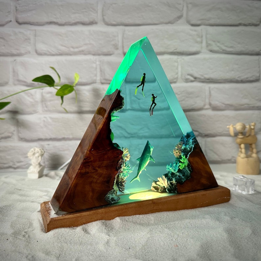 SCUBA DIVER Epoxy Lamp