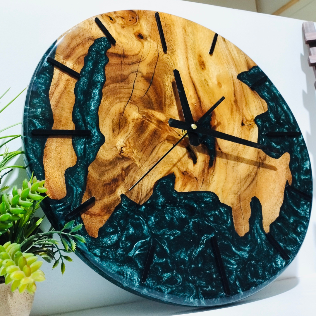 Resin Wall Olive Wood Clock