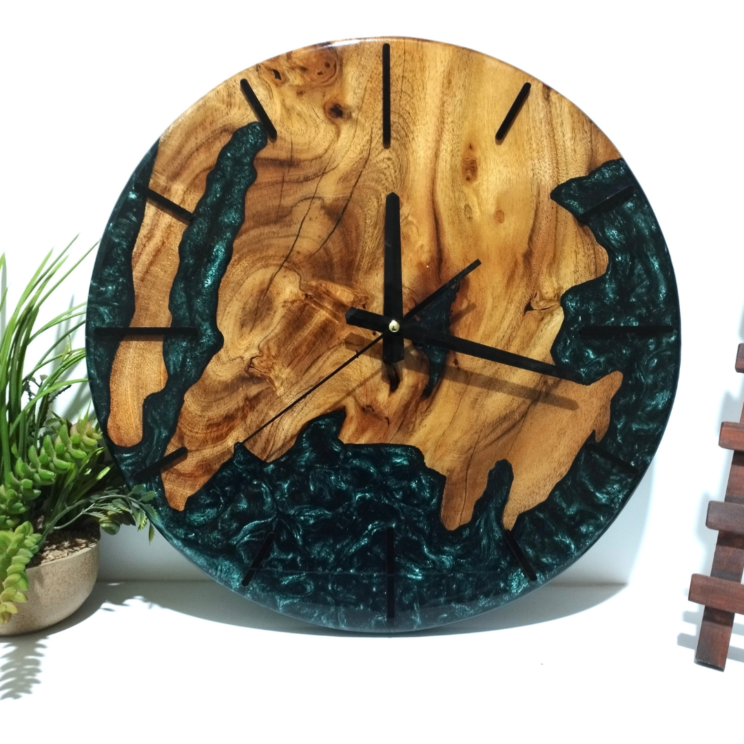 Resin Wall Olive Wood Clock
